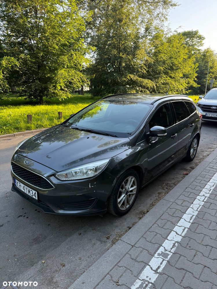 Ford Focus 1.6 Trend - 26