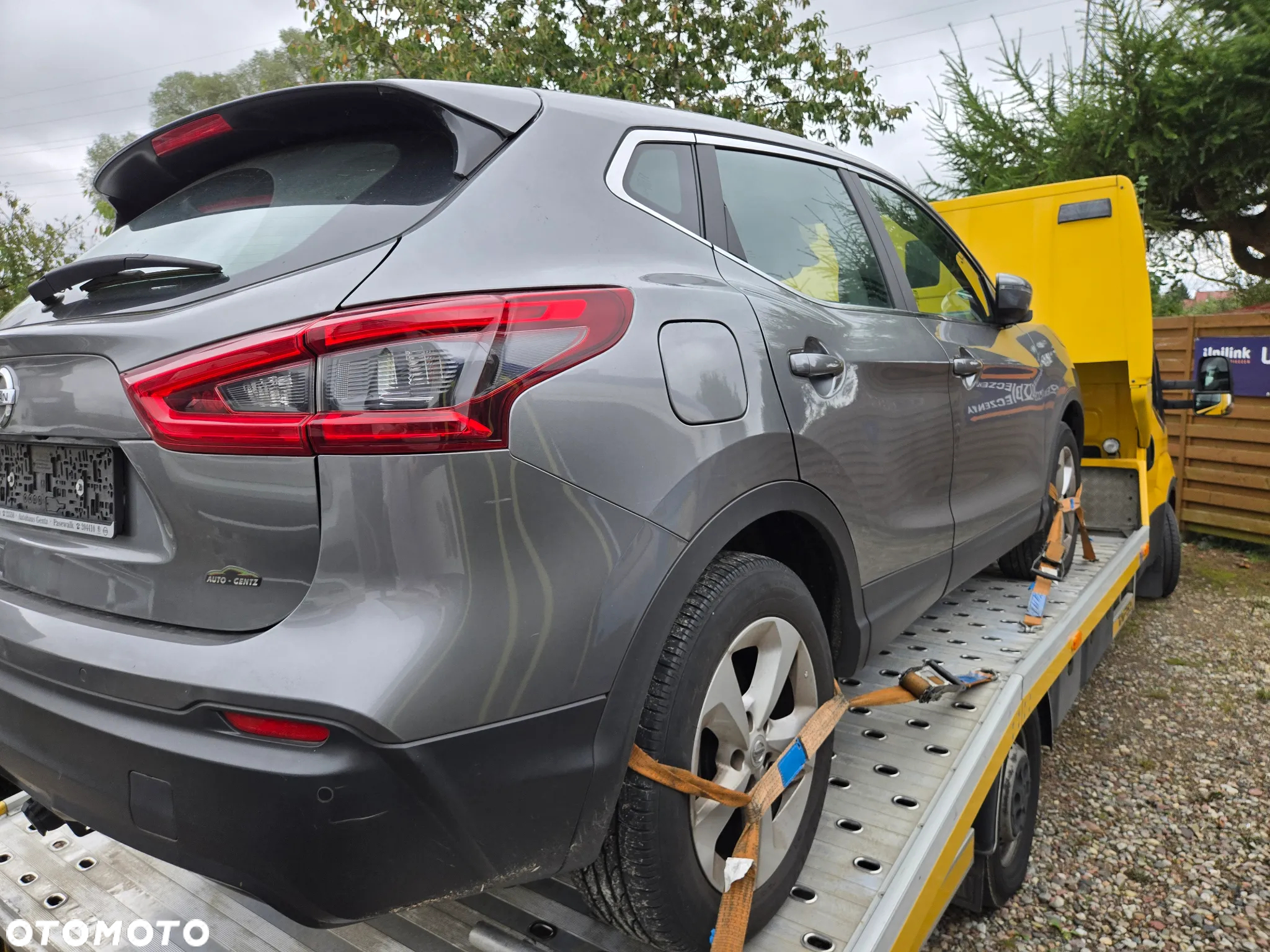 Nissan Qashqai 1.3 DIG-T TEKNA - 2