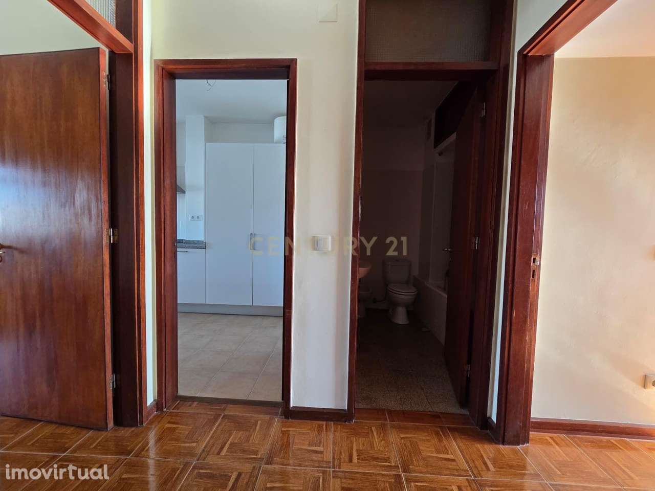 Apartamento T1 recuado em Leça da Palmeira - Grande imagem: 4/24
