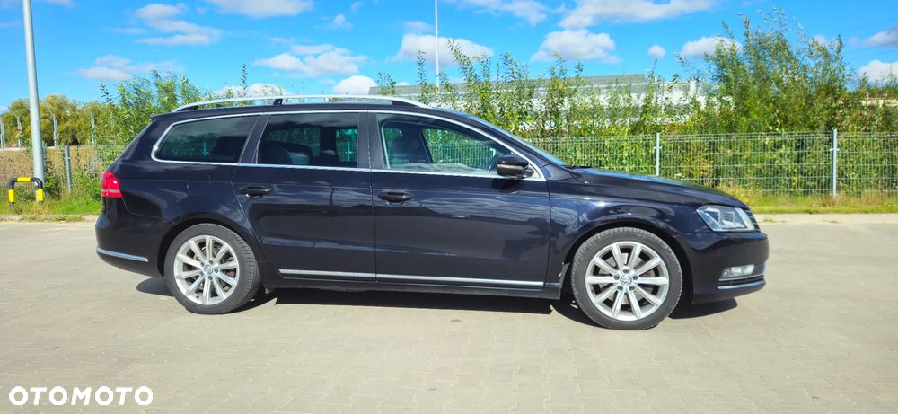 Volkswagen Passat Variant 2.0 TDI DSG BlueMotion Technology Comfortline - 8