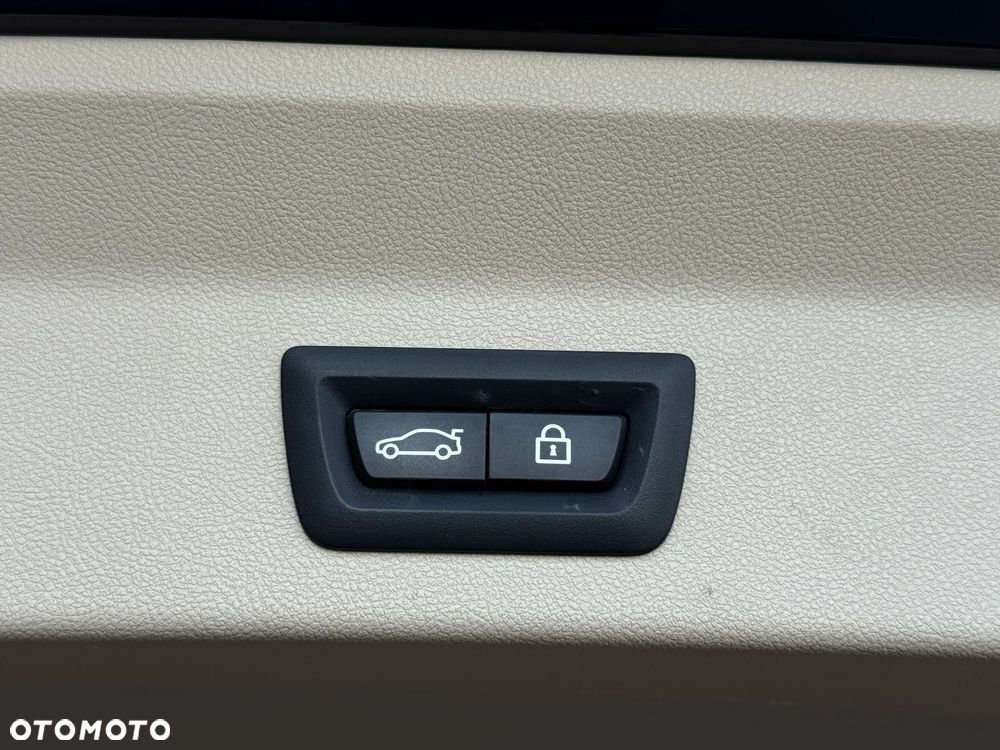 BMW X3 xDrive30e - 23