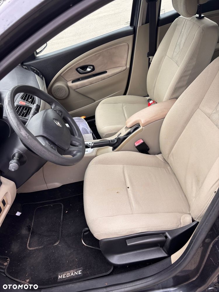 Renault Megane - 8