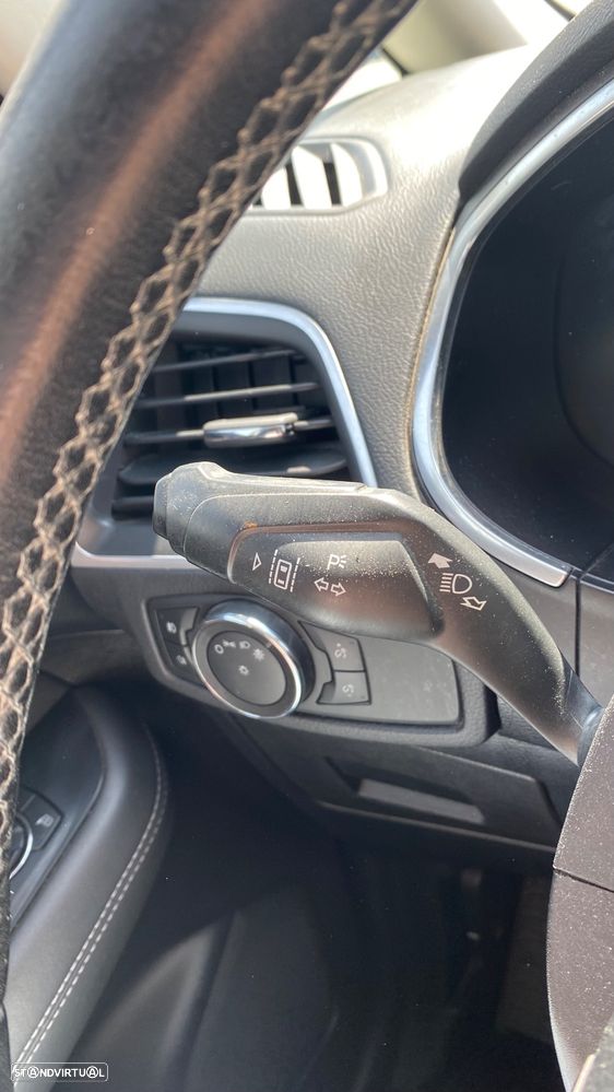 Ford S-Max 2.0 TDCi Titanium - 35