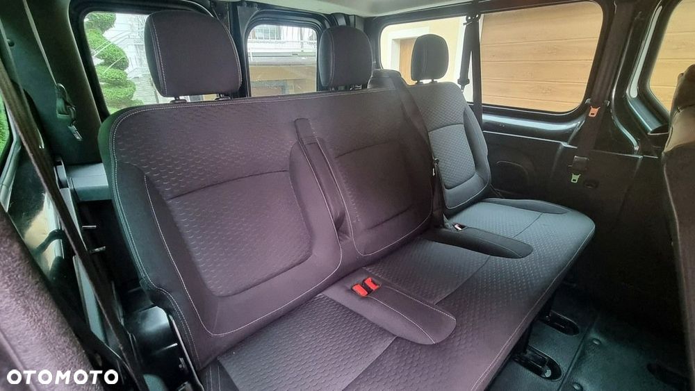 Opel Vivaro - 18