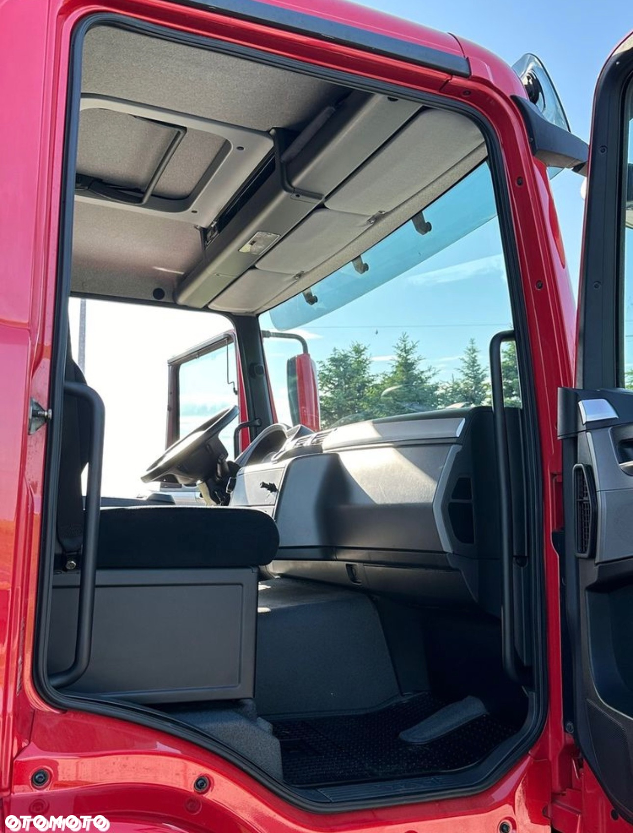 MAN TGM 15.290 / FIRANKA / AUTOMAT / CAŁY NA PODUSZKACH / 21 EUROPALET / 8.5 M DŁUGOŚCI / EURO 6 - 28