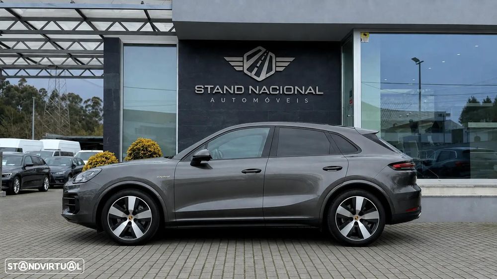 Porsche Cayenne Coupé E-Hybrid - 5