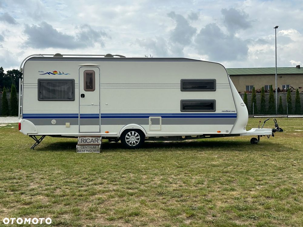 Hobby 540 KMF z przedsionkiem Isabella i napędem - 5/6 os. - 2