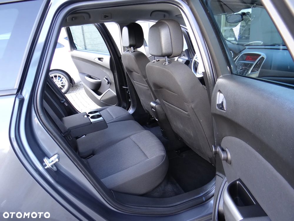 Opel Astra - 37