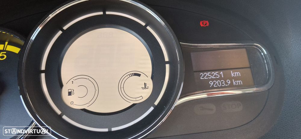 Renault Mégane Coupe - 16