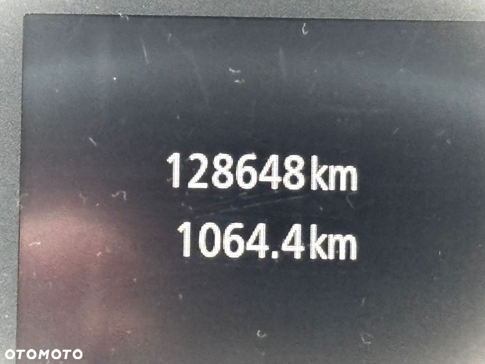 Renault Master Blaszak - 14