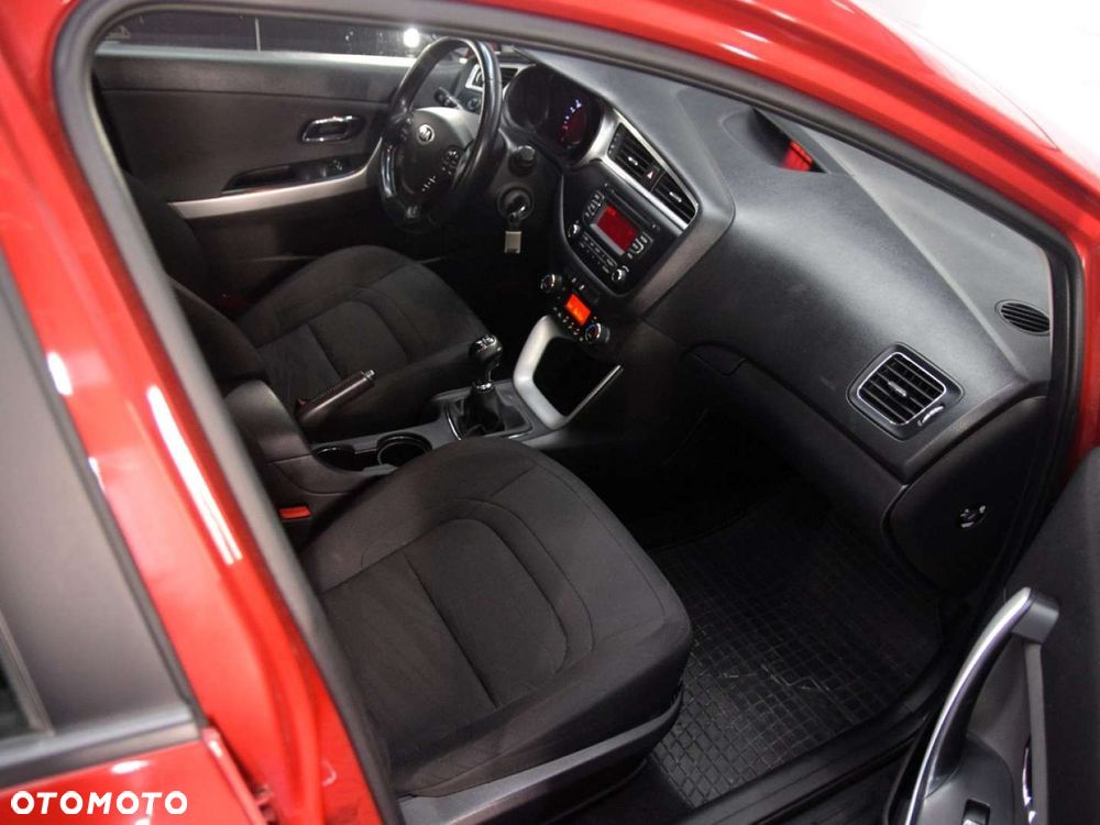 Kia Ceed - 6