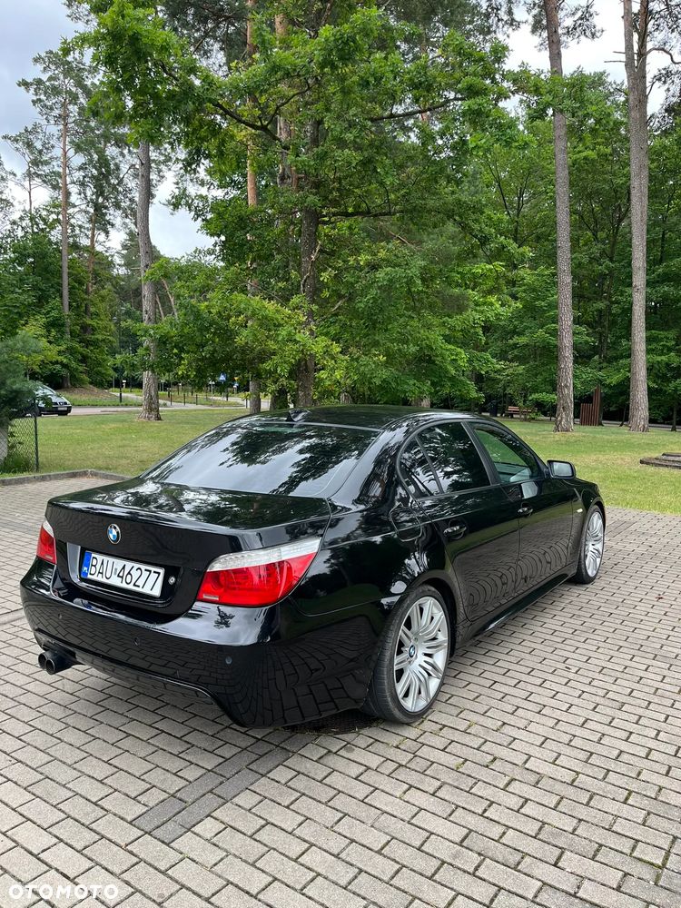 BMW Seria 5 550i Sport-Aut - 5
