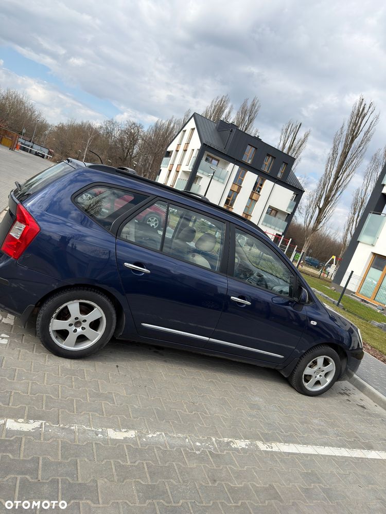 Kia Carens 2.0 CRDi Voyage 7os - 8