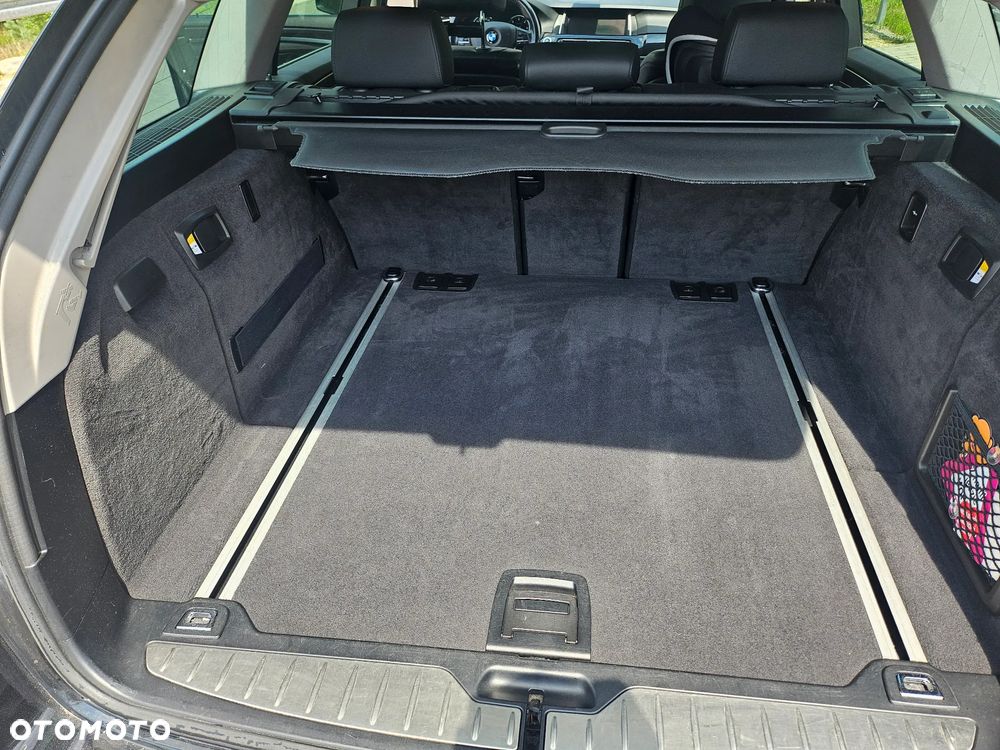 BMW Seria 5 520d Luxury Line - 8
