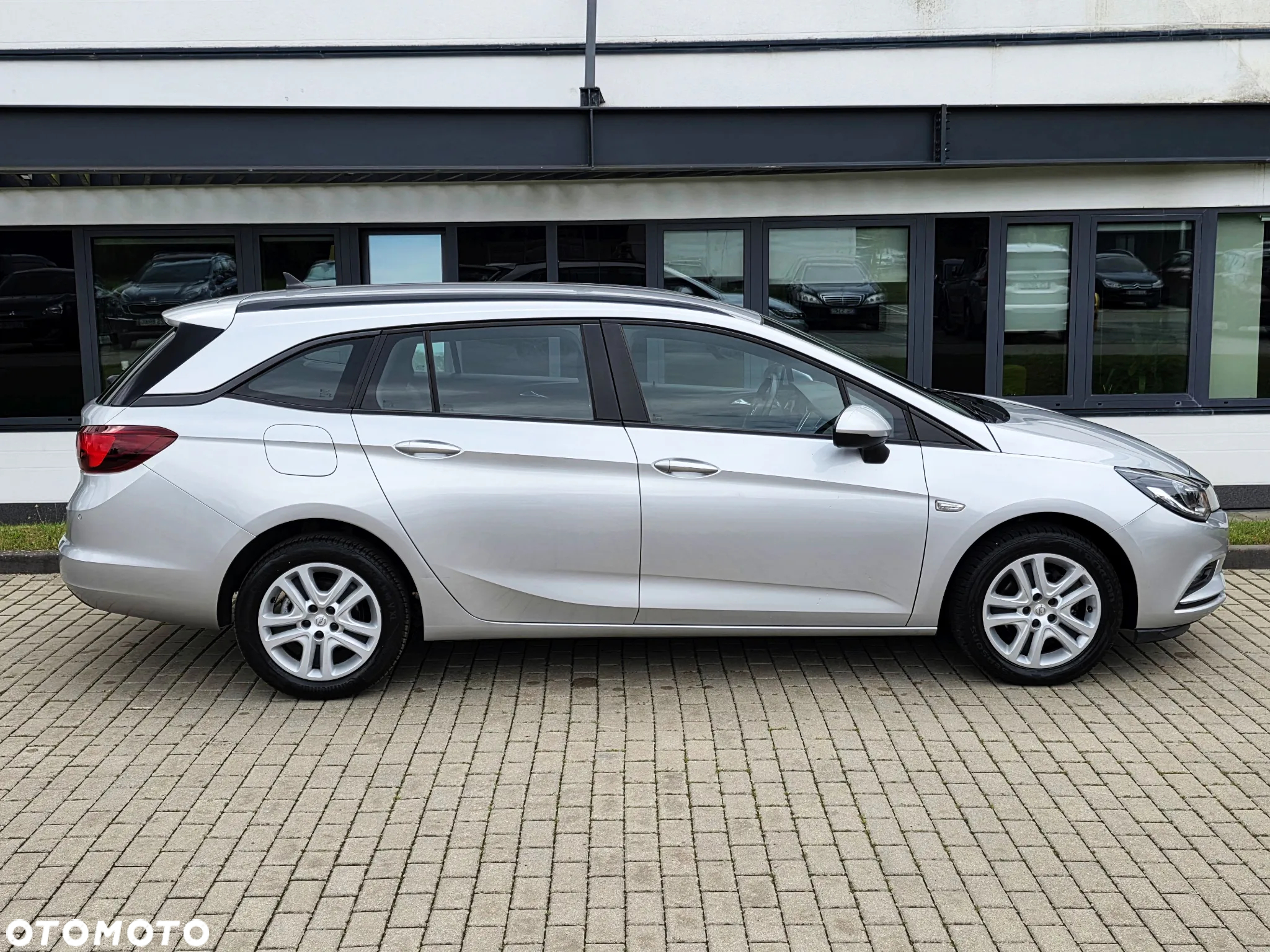 Opel Astra 1.6 CDTI DPF ecoFLEX Sports TourerStart/Stop Exklusiv - 6