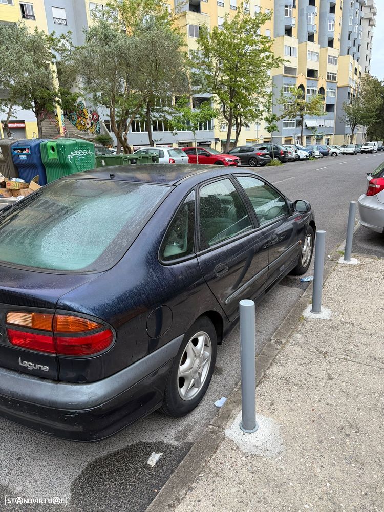 Renault Laguna 1.6 RXE - 2