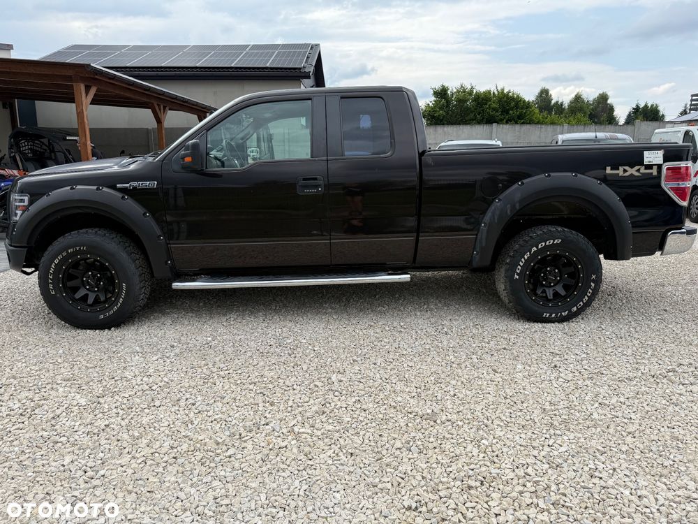 Ford F150 - 4