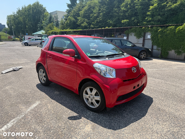 Toyota iQ 1.0 Multidrive +