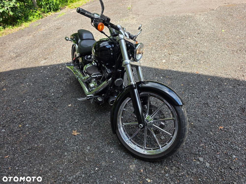 Harley-Davidson FXSB Breakout - 7