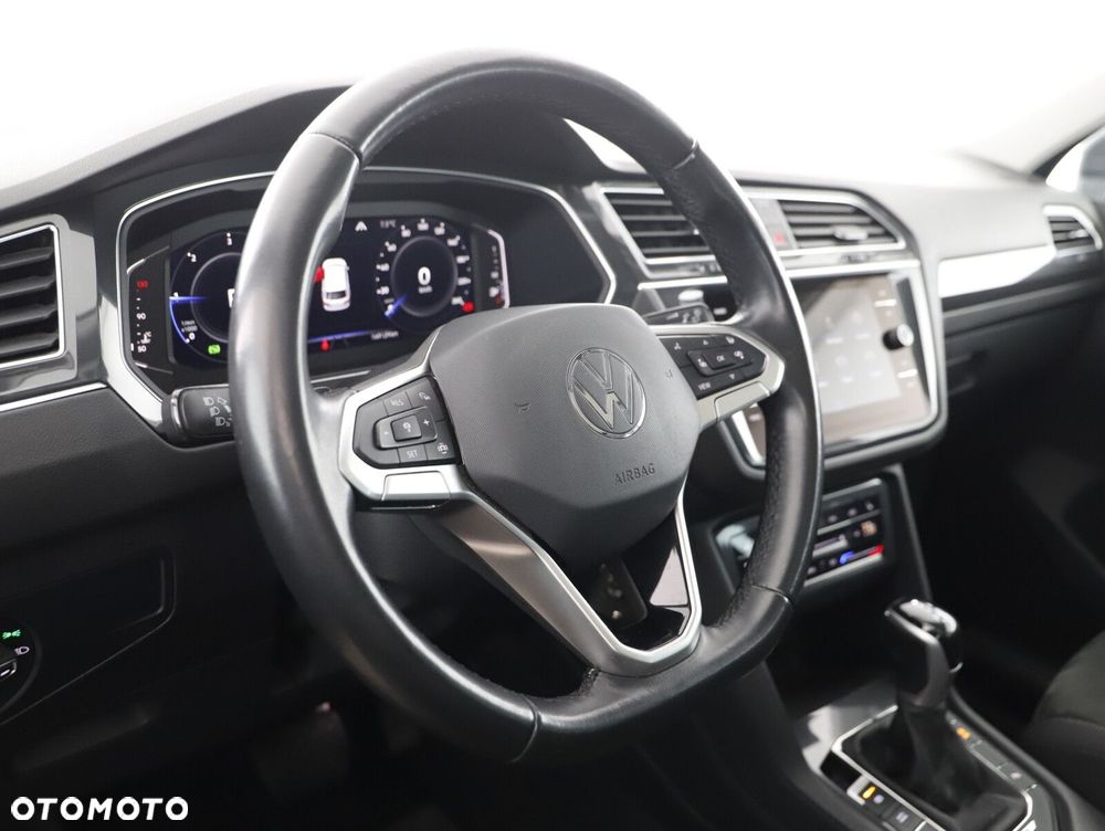 Volkswagen Tiguan 2.0 TDI SCR 4Mot Elegance DSG - 14