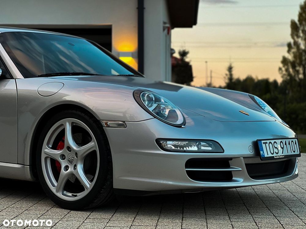 Porsche 911 Carrera 4 S - 13