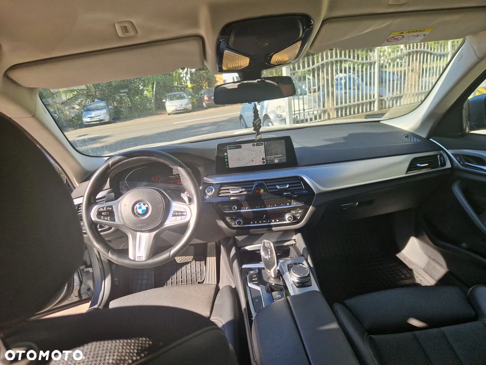 BMW Seria 5 520d xDrive MHEV Sport Line sport - 8