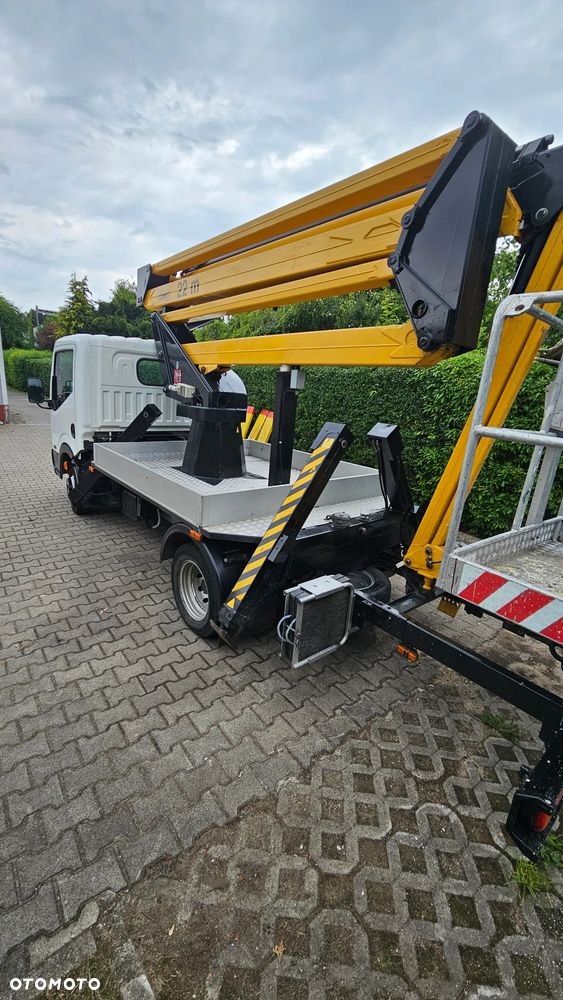 Nissan Cabstar - 4