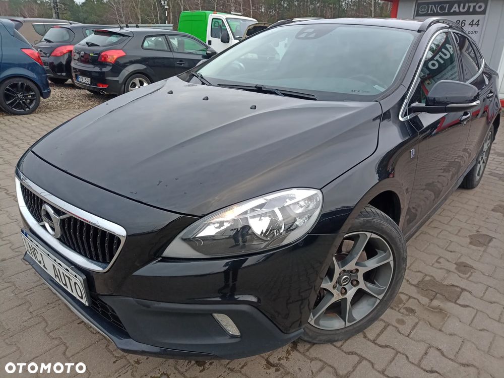 Volvo V40 Cross Country D3 Ocean Race - 4