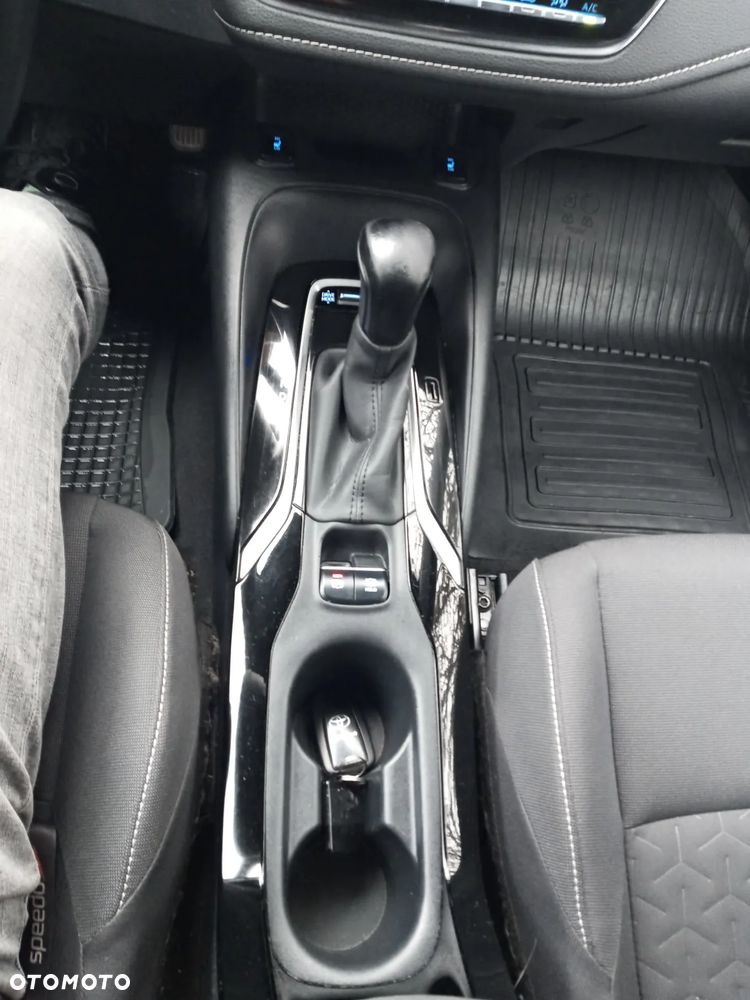 Toyota Corolla 1.8 Hybrid GPF Comfort - 19