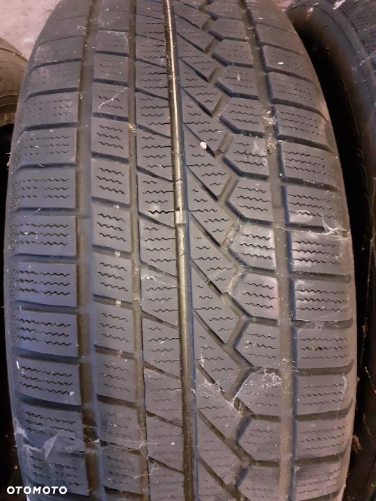 OPONY 235/60R18 107V - 1