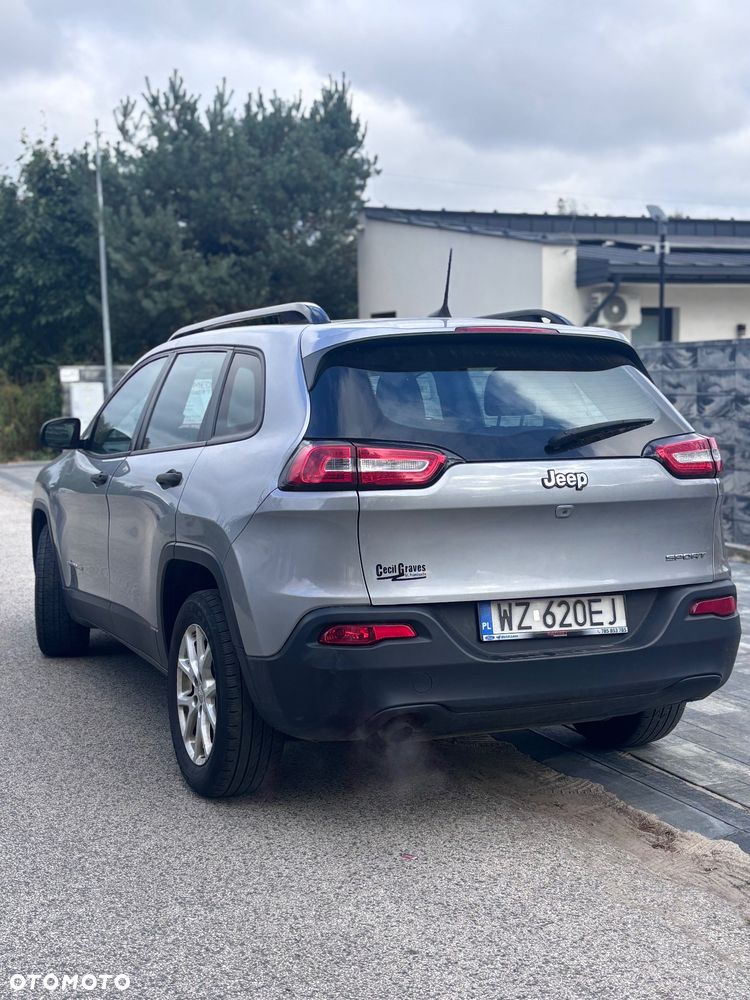 Jeep Cherokee - 3