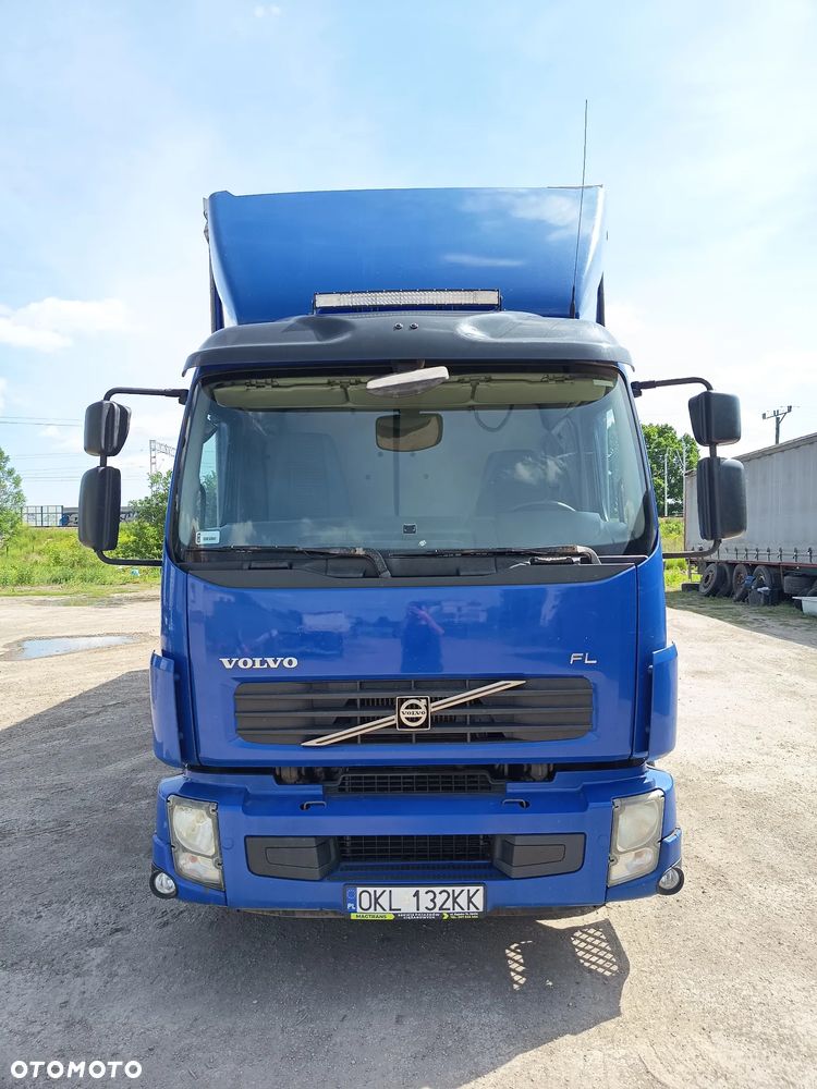 Volvo FL - 7