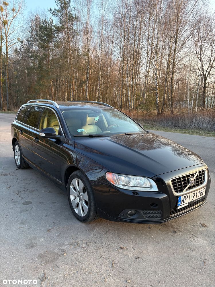 Volvo V70 D5 Summum - 2
