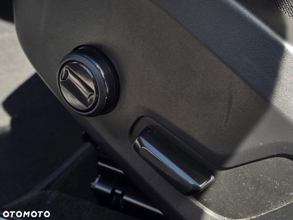 Volvo V60 B4 D Core - 19