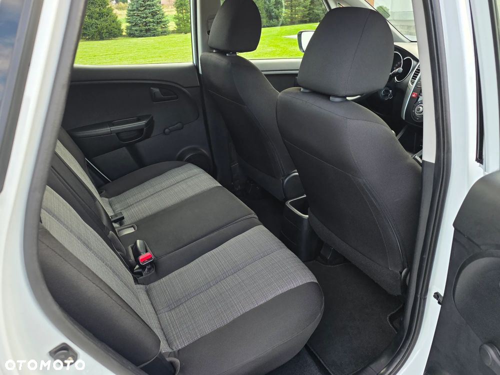 Kia Venga 1.4 CVVT ISG Spirit - 19