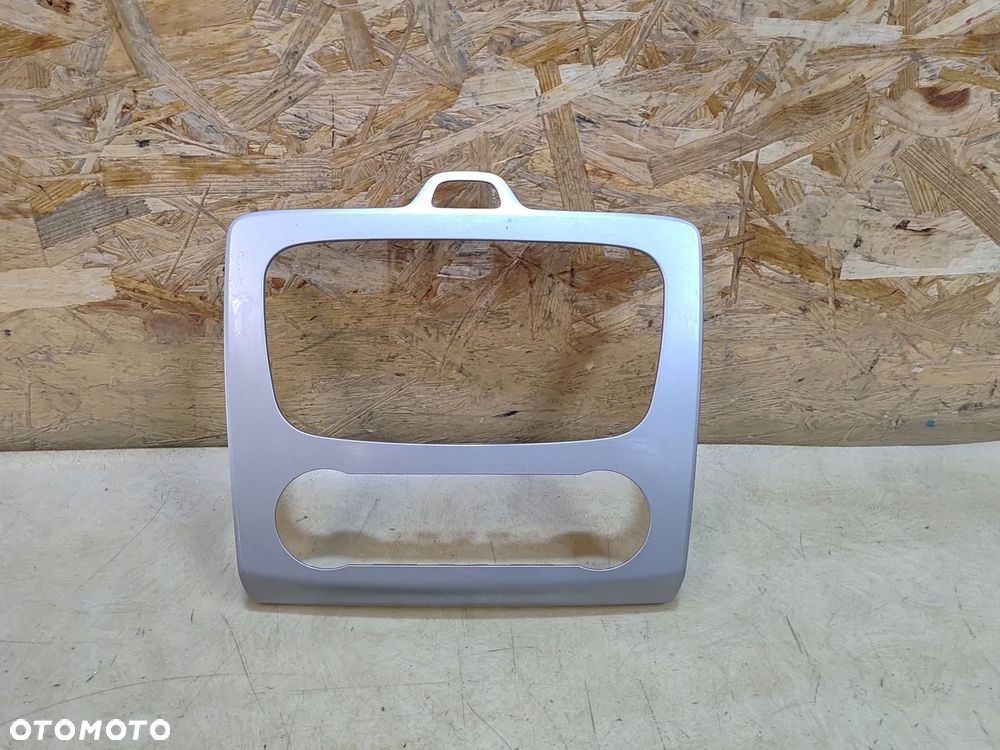 FOCUS MK2 LIFT RAMKA RADIA KONSOLI - 1