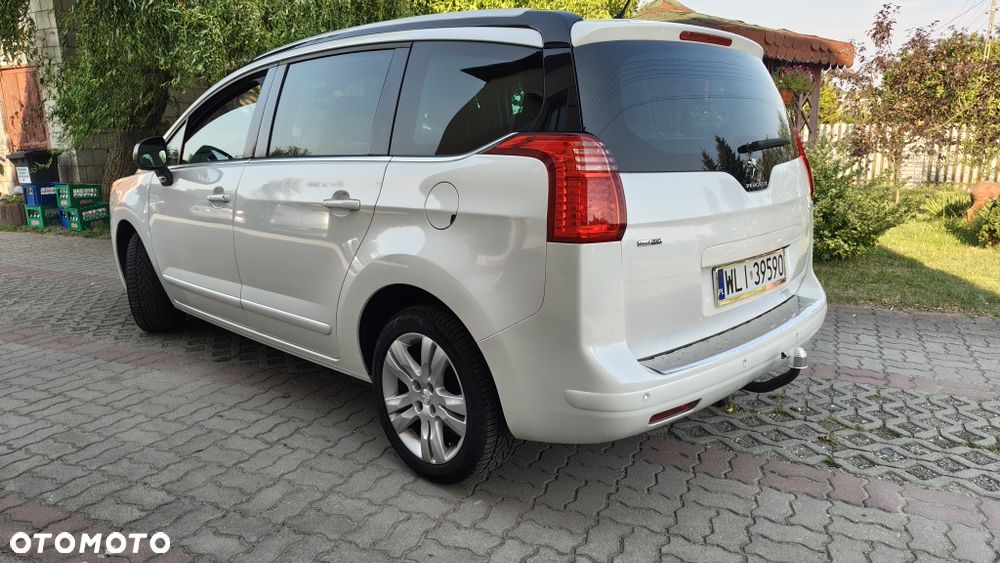 Peugeot 5008 - 5