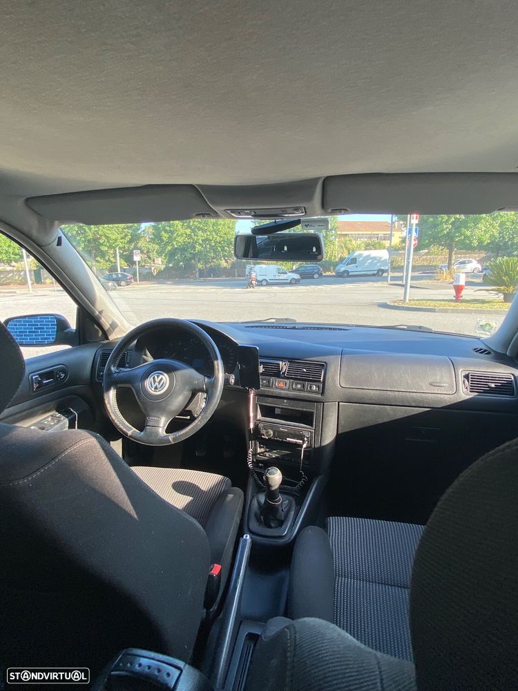 VW Golf - 6