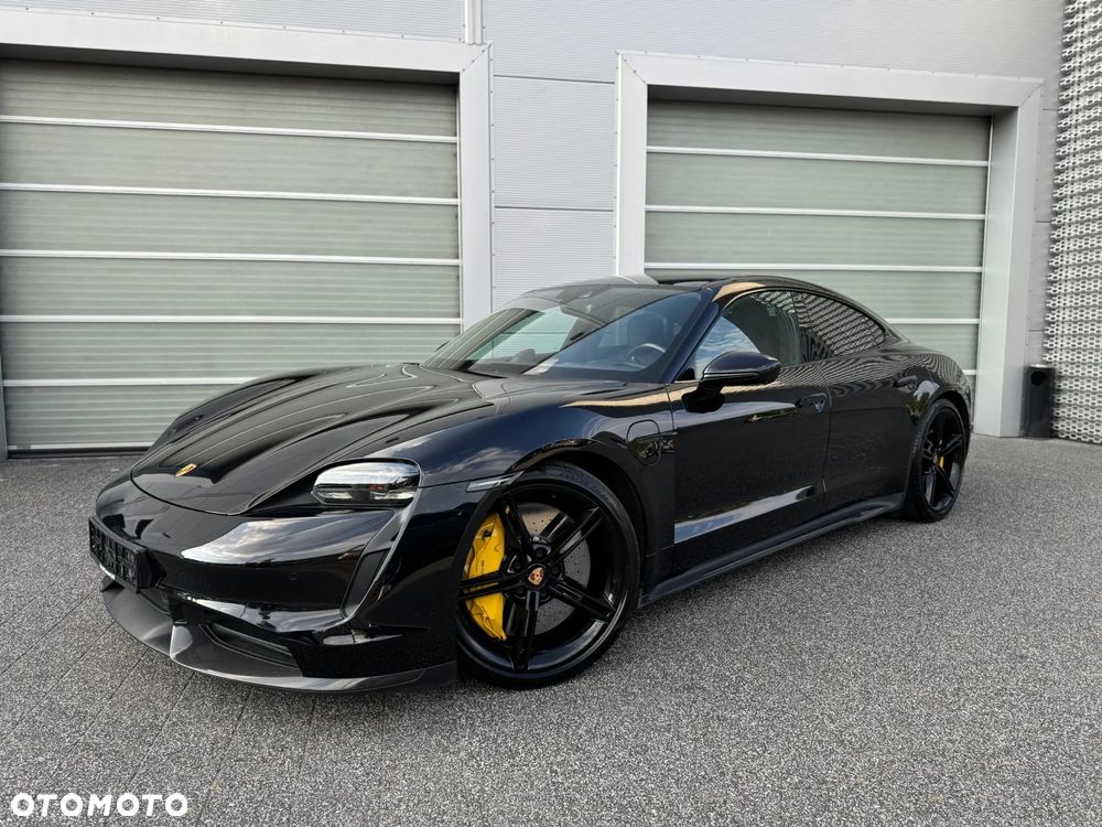 Porsche Taycan - 15