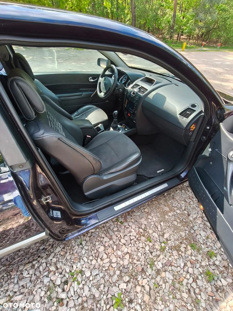 Renault Megane 2.0 Exception - 9