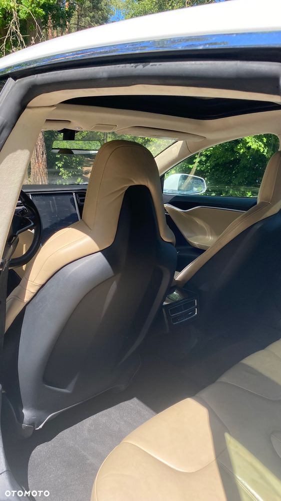 Tesla Model S 60 - 14