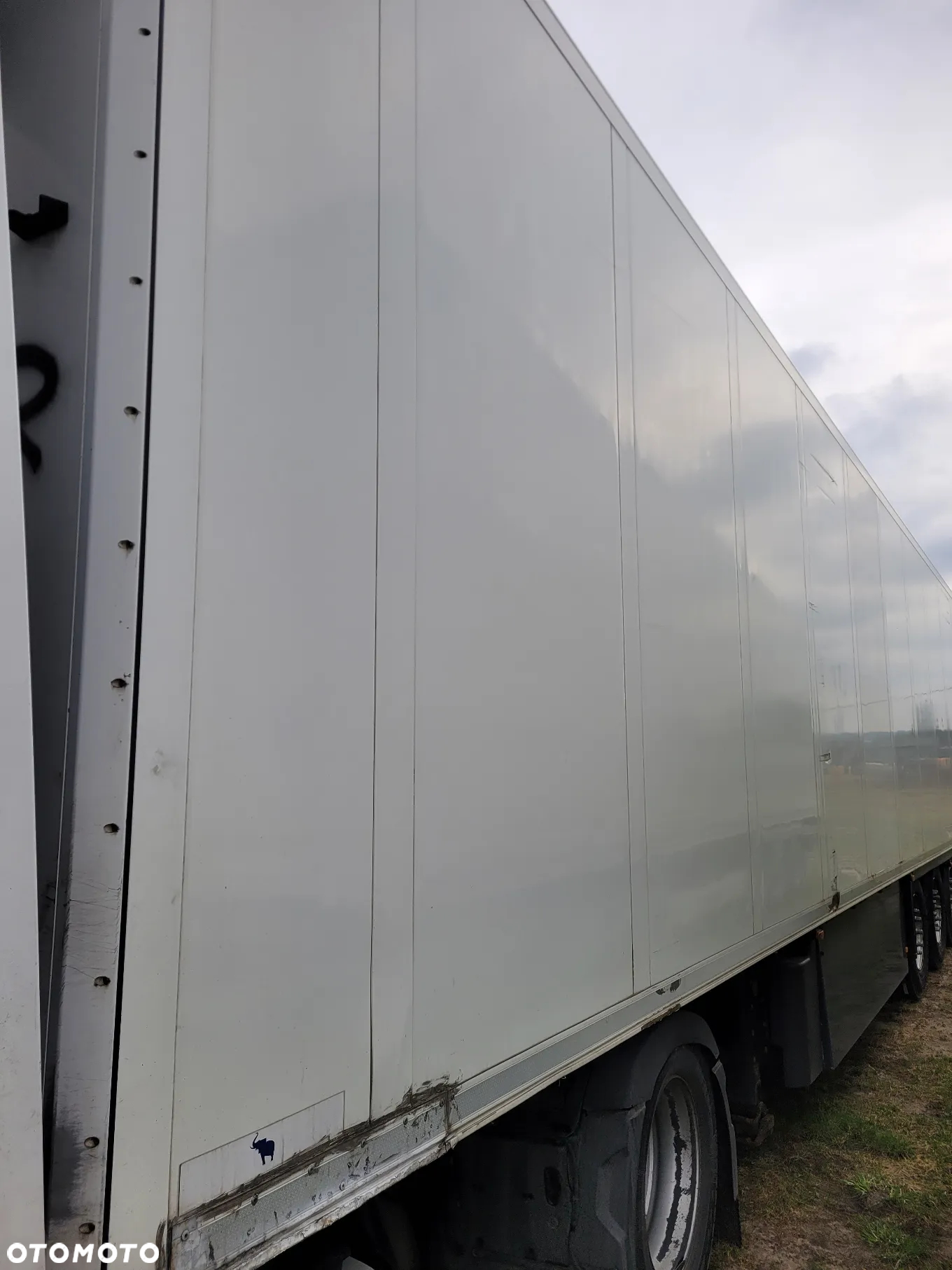 Schmitz Cargobull SKO 24 - 2