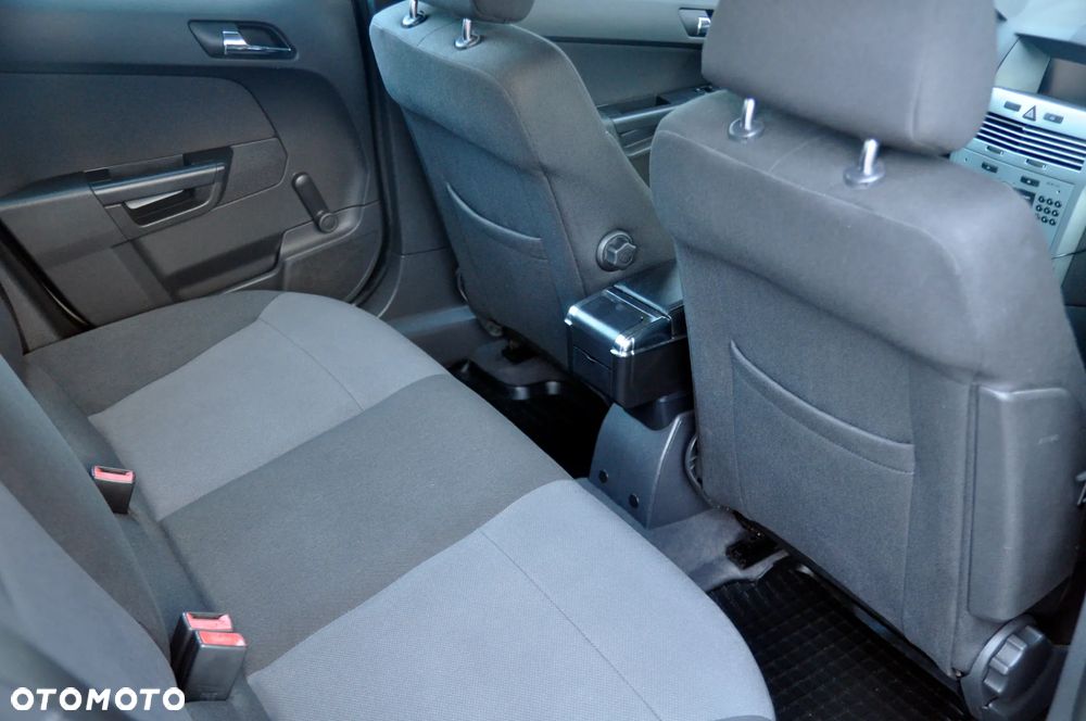 Opel Astra 1.4 Enjoy - 10