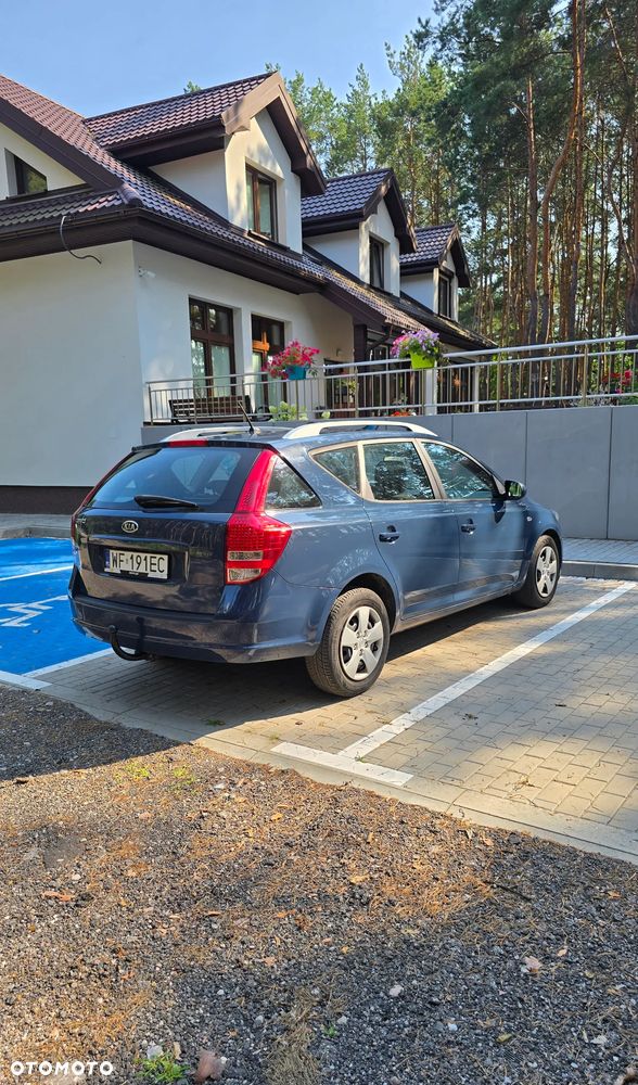 Kia Ceed 1.6 CRDi 90 ISG Vision - 3