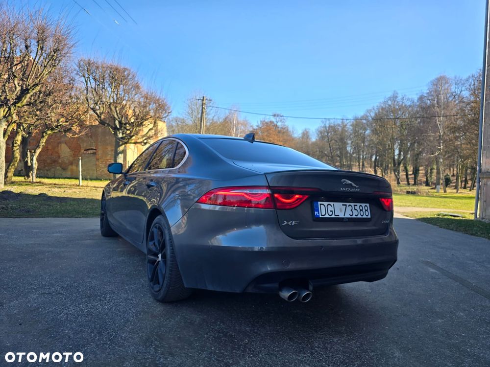 Jaguar XF 2.0 i4D Prestige - 20