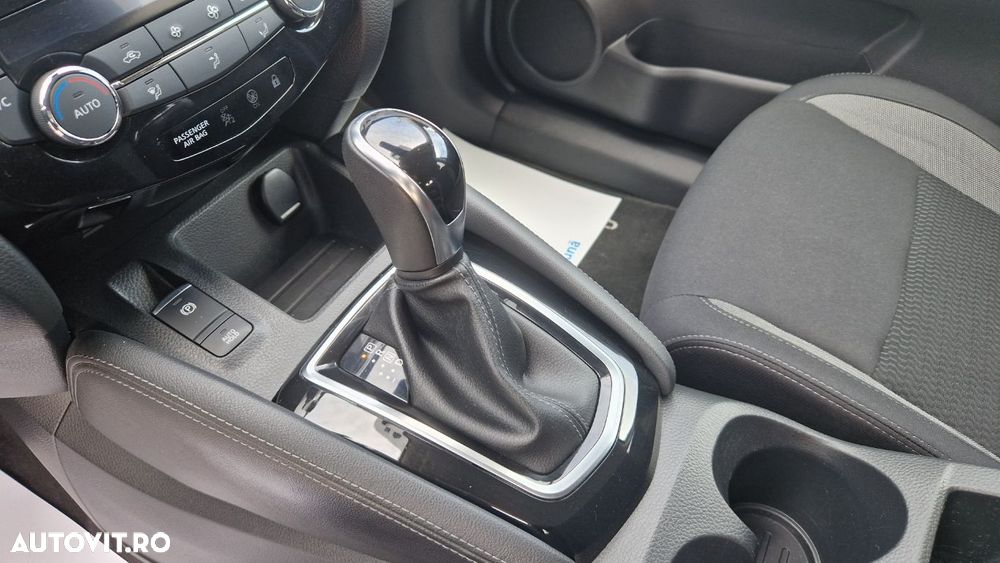 Nissan Qashqai - 16