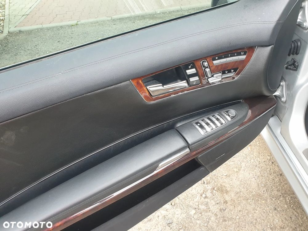 Mercedes-Benz CL 63 AMG 7G-TRONIC - 15