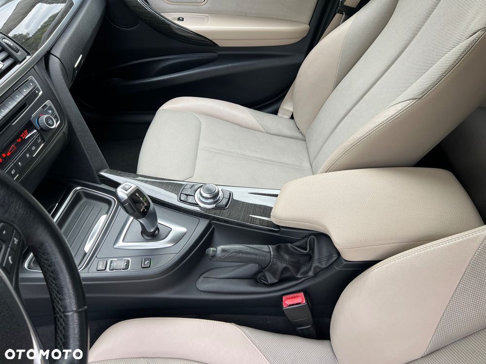 BMW Seria 3 - 25