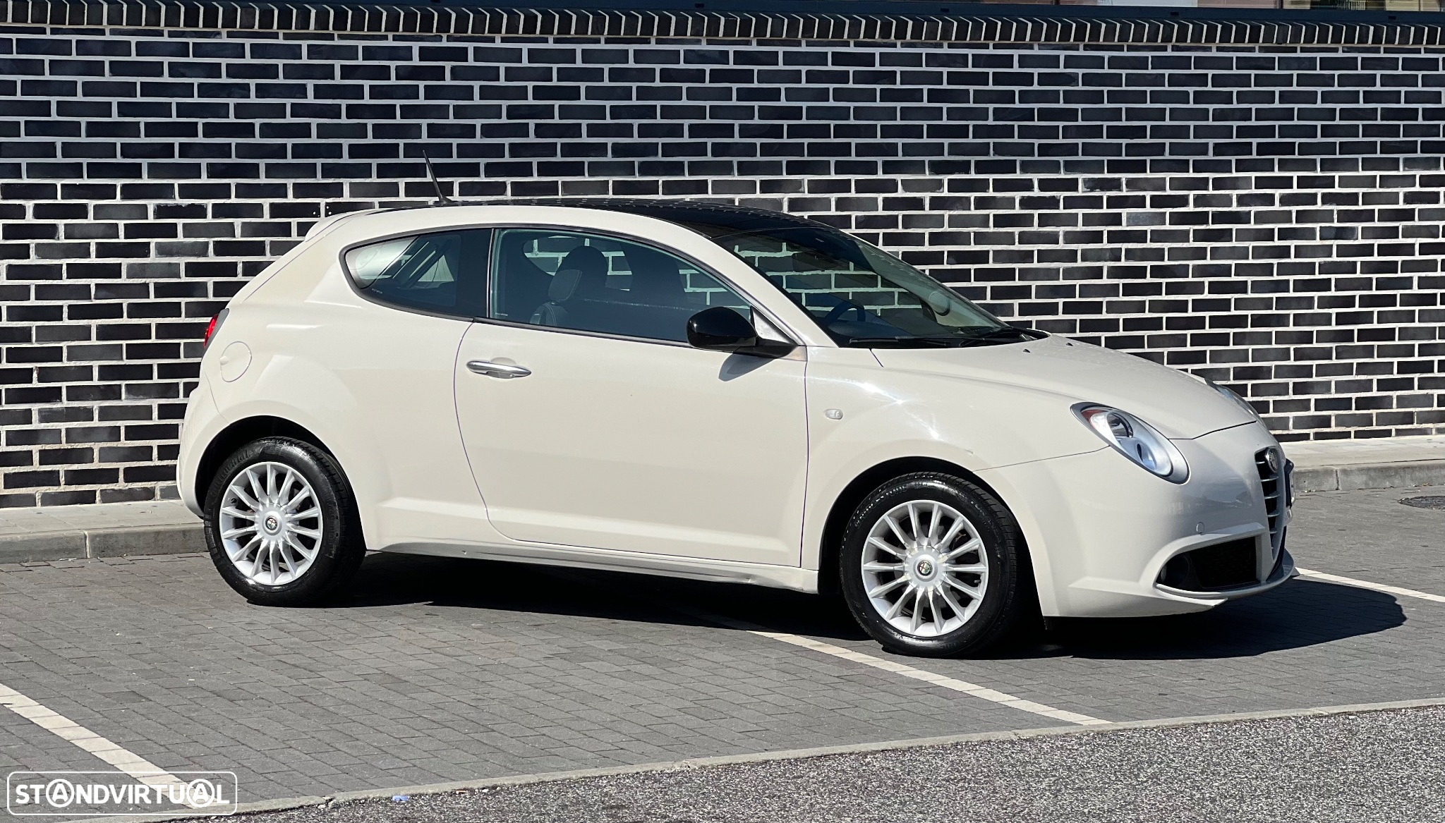 Alfa Romeo MiTo 1.3 JTD Distinctive - 4
