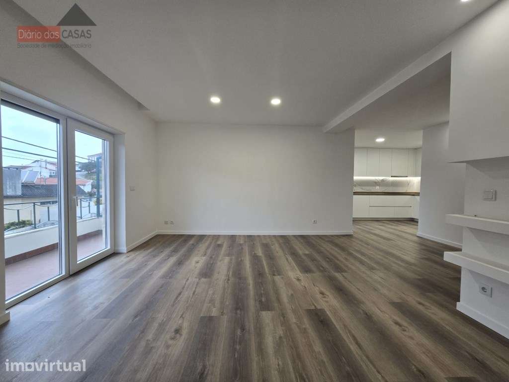 Apartamento T3 - Coimbra, Santo António dos Olivais - Grande imagem: 2/27